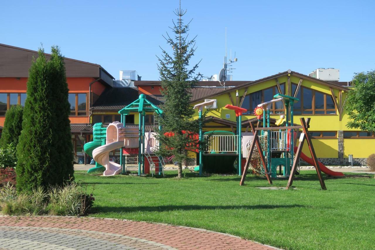 Tatralandia Apartmany Relax Липтовски-Микулаш Экстерьер фото
