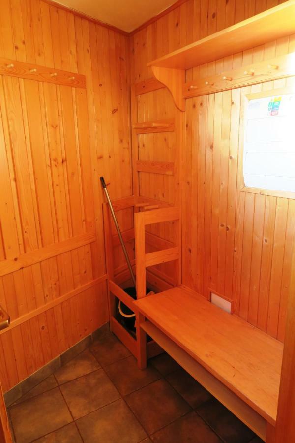 Tatralandia Apartmany Relax Липтовски-Микулаш Экстерьер фото